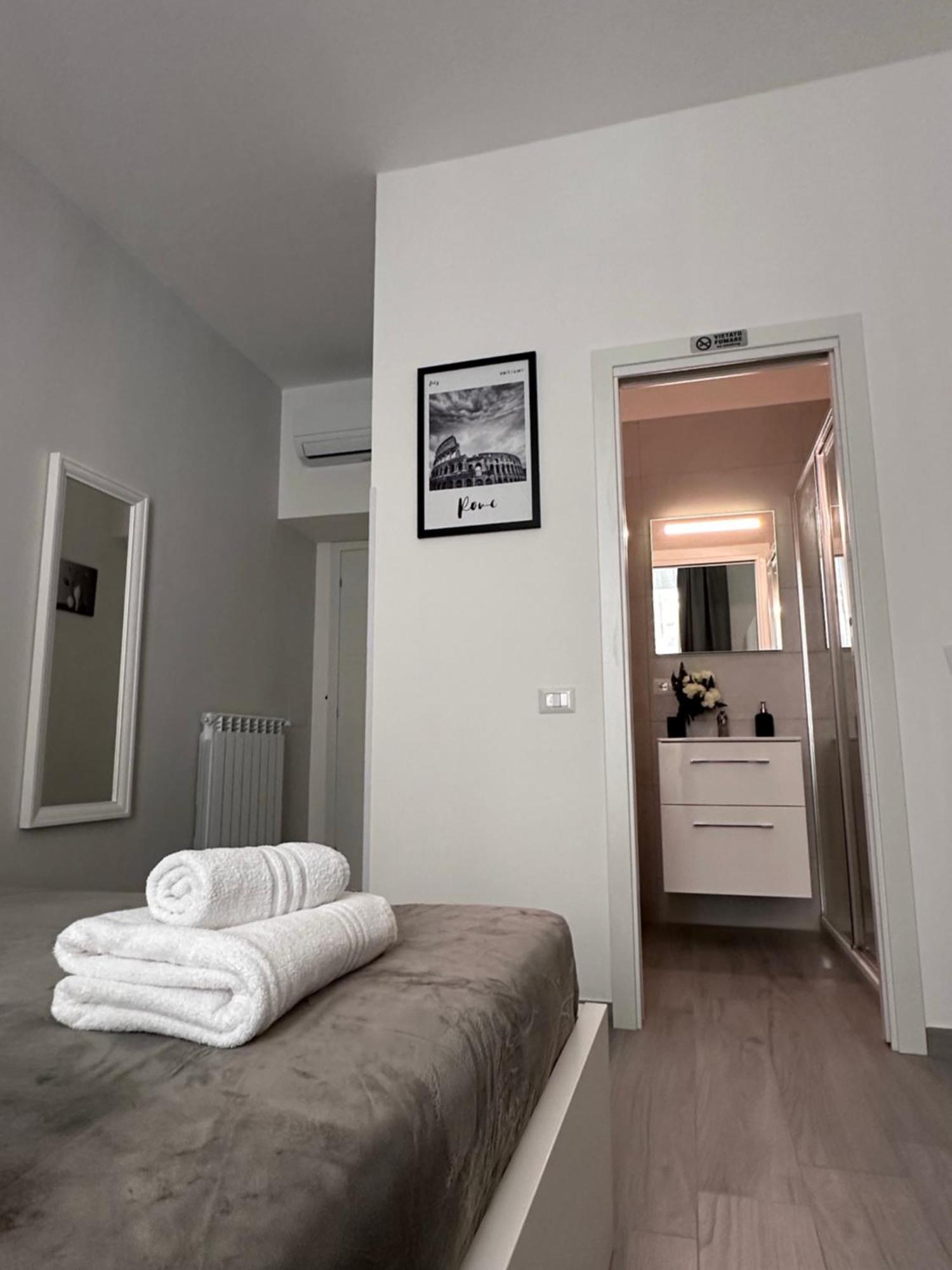 Roma Centro Softrooms Guest House Affittacamere Exterior foto